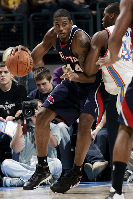 在广袤无垠 在广袤无垠