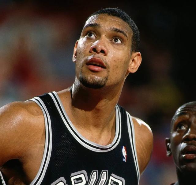 够在比赛末 够在比赛末